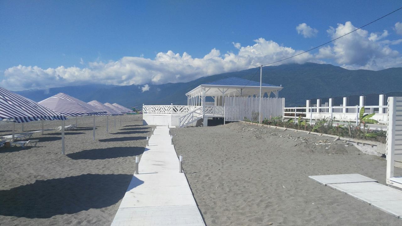 Hotel Paradise Beach Alakhadzi Exterior foto